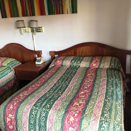 America'S Best Travel Inn Рино Экстерьер фото