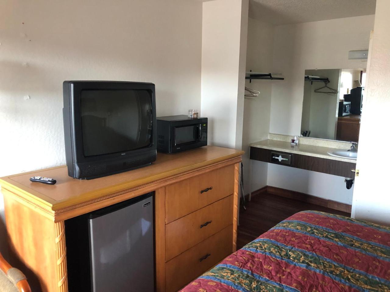 America'S Best Travel Inn Рино Экстерьер фото