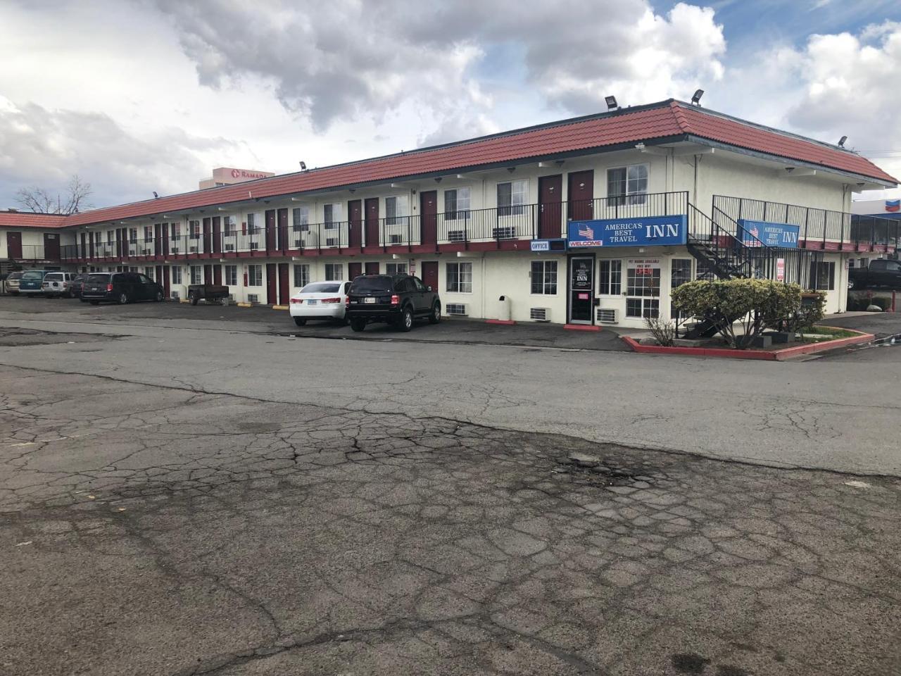 America'S Best Travel Inn Рино Экстерьер фото